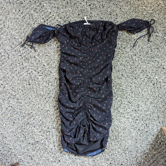 NWT More To Come Ruched Dress - Picture 3 of 8